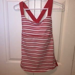 Lululemon top with built in bra